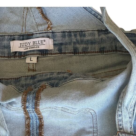 Women's Shorts Overalls Size Large Light Blue Frayed Hem - Picture 4 of 6